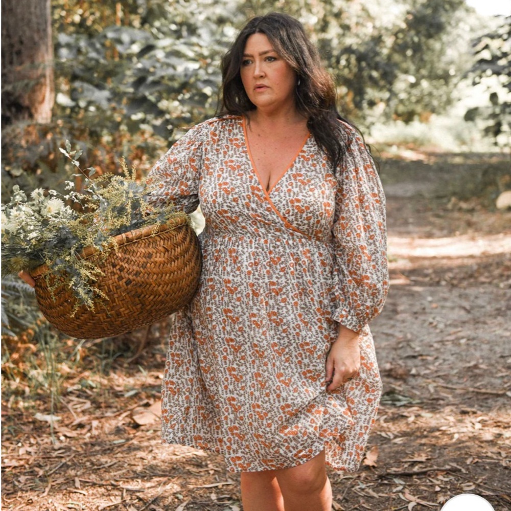 Daughters of India Binita Mini Dress ~ Apricot xs